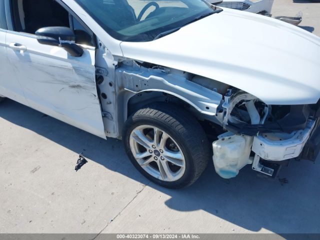 3FA6P0H75JR227022 Ford FUSION SE
