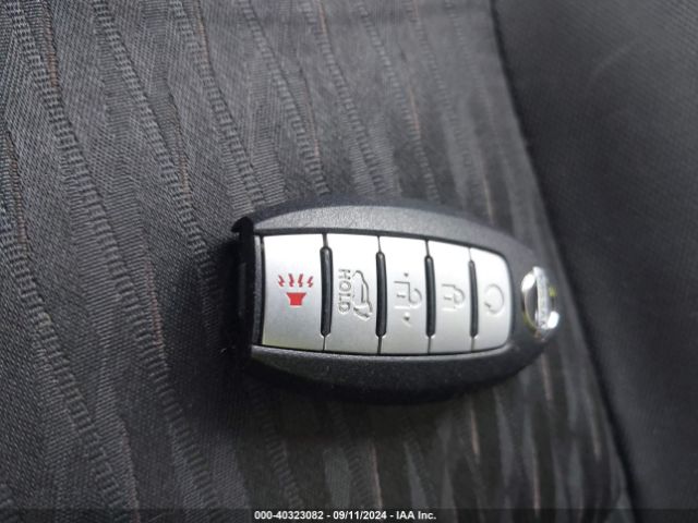 KNMAT2MV1JP531164 Nissan ROGUE SV