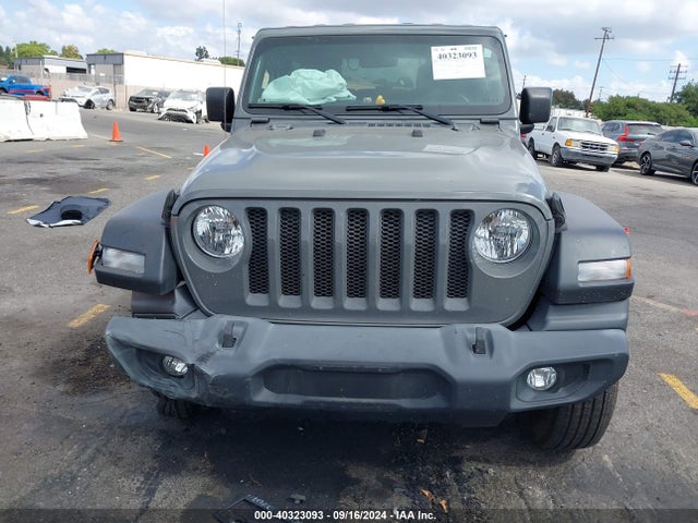 1C4GJXAG3NW111825 Jeep Wrangler Sport S 4x4
