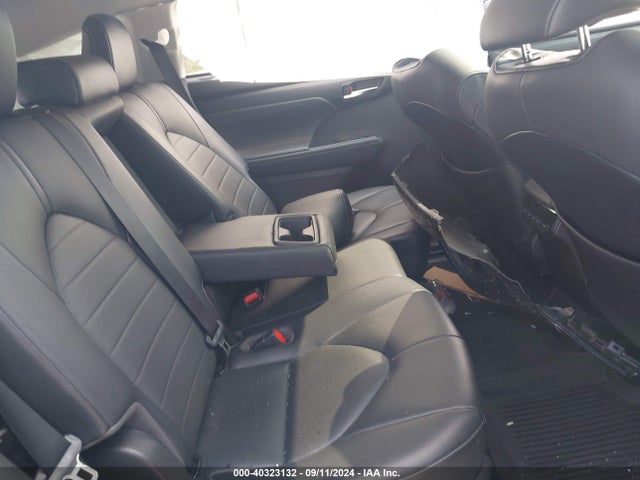 Toyota Highlander Xle 2020 5TDHZRAH7LS026212 Image 8