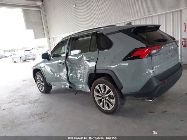 2T3C1RFV1NW233177 Toyota Rav4 Xle Premium