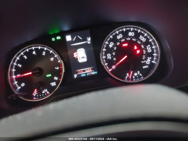 2T3C1RFV1NW233177 Toyota Rav4 Xle Premium