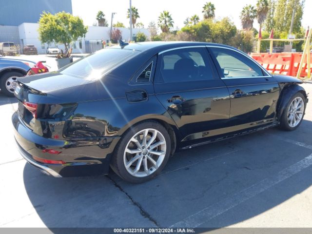 WAUENAF4XKN011484 Audi A4 45 Premium