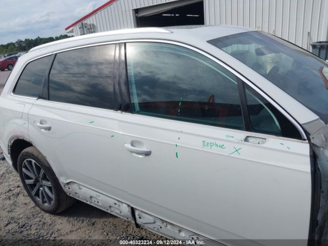 WA1LHAF7XHD046336 Audi Q7 2.0t Premium