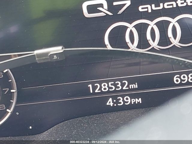 WA1LHAF7XHD046336 Audi Q7 2.0t Premium