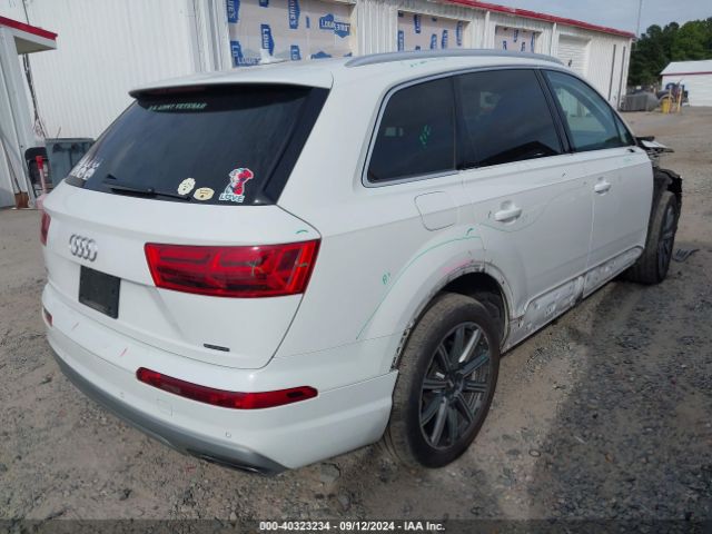 WA1LHAF7XHD046336 Audi Q7 2.0t Premium