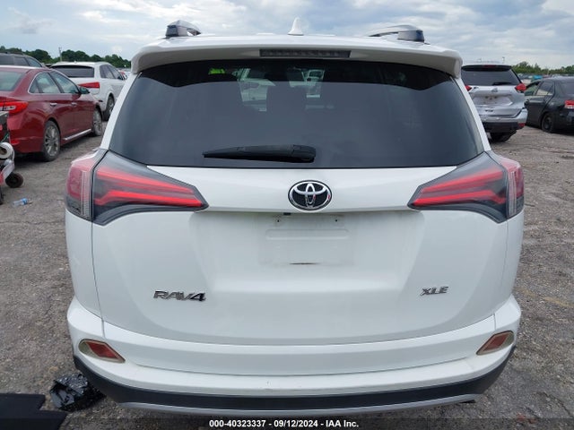 Toyota Rav4 Xle 2017 JTMWFREV3HJ104893 Image 16