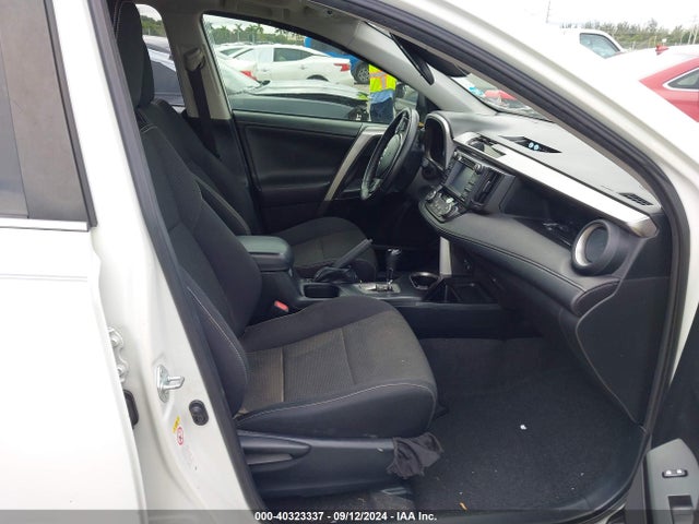 Toyota Rav4 Xle 2017 JTMWFREV3HJ104893 Image 5