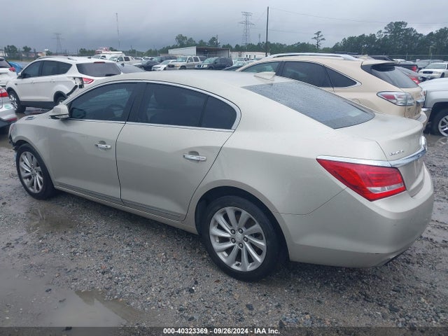 1G4GB5G30GF269849 Buick Lacrosse Leather
