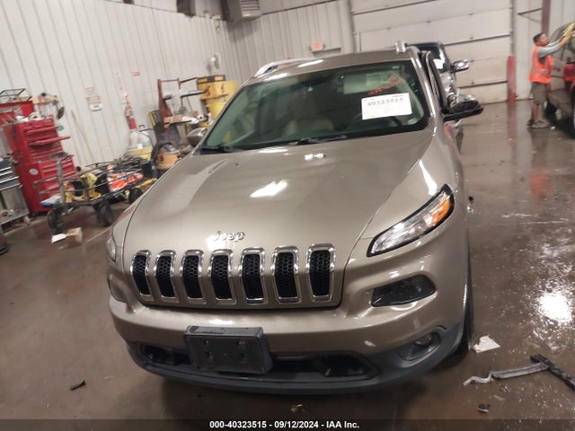 Jeep Cherokee Latitude 2016 1C4PJMCS9GW255673 Image 12