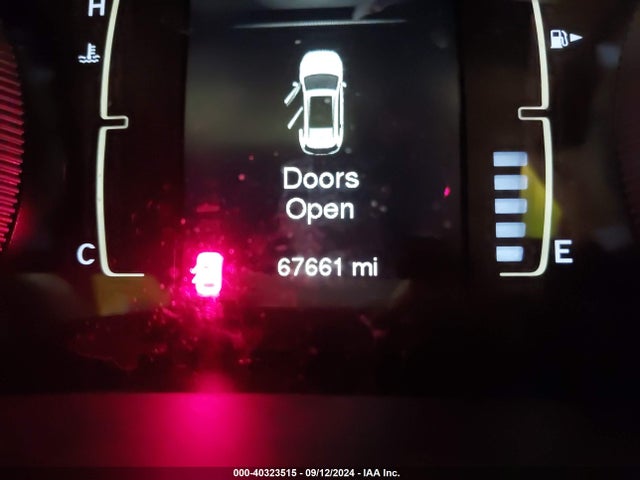 Jeep Cherokee Latitude 2016 1C4PJMCS9GW255673 Image 15