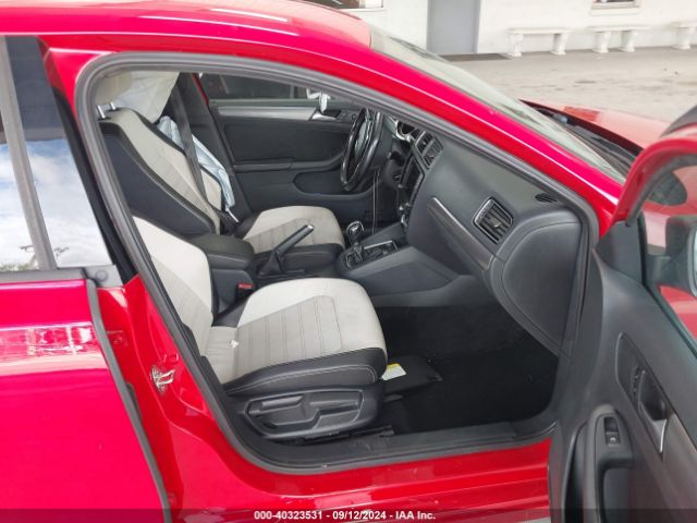 3VWD17AJ2GM403464 Volkswagen Jetta 1.8t Sport