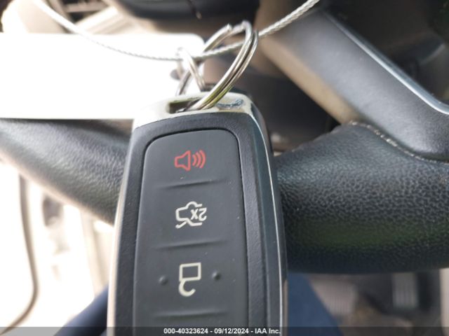 2018 FORD ESCAPE 1FMCU9J9XJUB20090 Photo 10