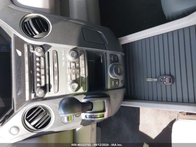 5FNYF3H39FB027886 Honda PILOT SE