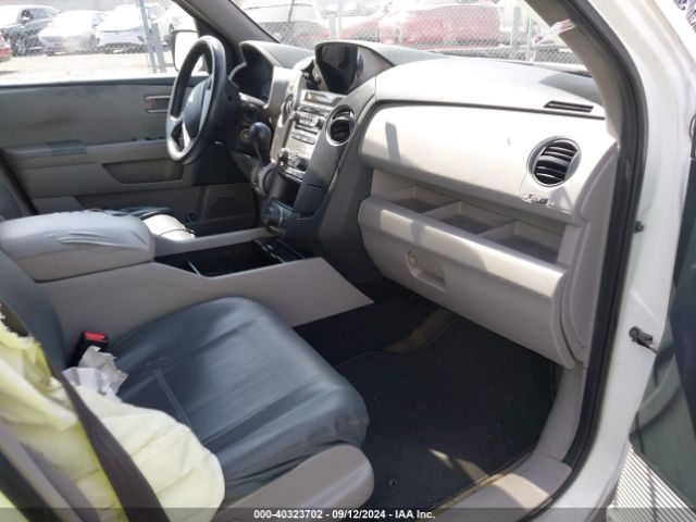5FNYF3H39FB027886 Honda PILOT SE