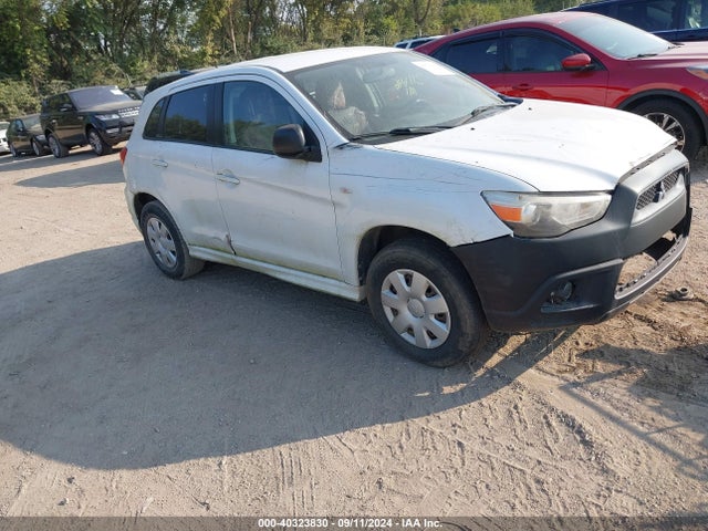 2011 MITSUBISHI OUTLANDER SPORT JA4AP3AU0BZ002746 Photo 0