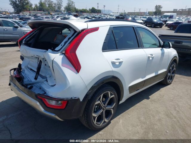 KNDCR3LE3P5046186 KIA Niro Ex Touring