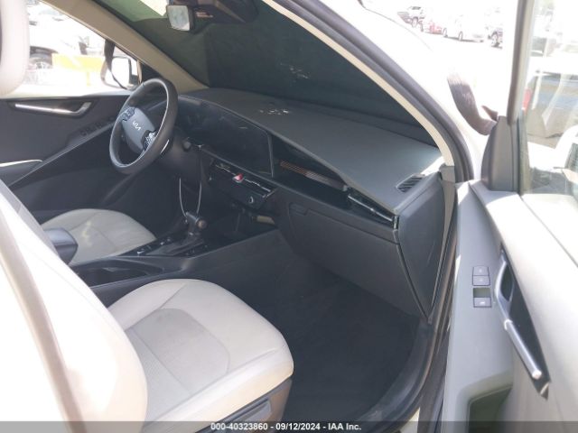 KNDCR3LE3P5046186 KIA Niro Ex Touring