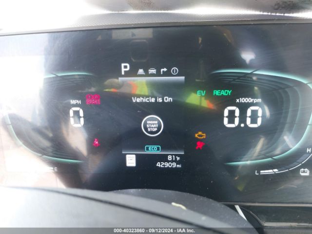 KNDCR3LE3P5046186 KIA Niro Ex Touring