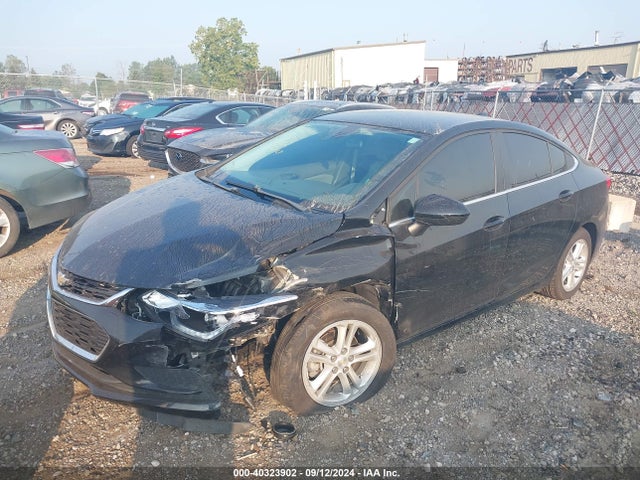 Chevrolet Cruze Lt Auto 2017 1G1BE5SM3H7166032 Image 2
