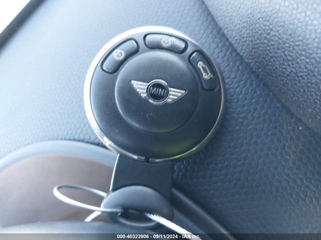 2016 MINI COUNTRYMAN WMWZB3C56GWR48224 Photo 10