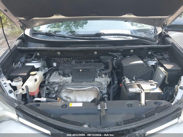 Toyota RAV4 LE 2017 2T3BFREV5HW656721 Image 10