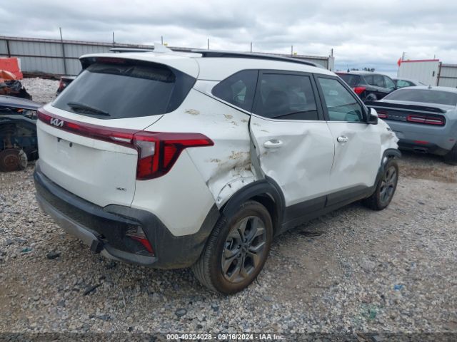 KNDEUCAA8R7630999 KIA SELTOS S
