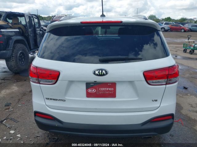 5XYPG4A58HG302668 KIA Sorento 3.3l Lx