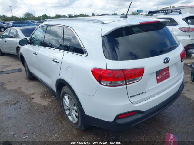 5XYPG4A58HG302668 KIA Sorento 3.3l Lx