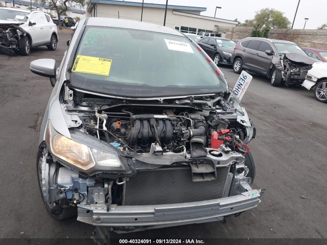 Honda FIT LX 2017 JHMGK5H54HS001608 Image 13