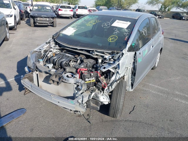 Honda FIT LX 2017 JHMGK5H54HS001608 Image 2