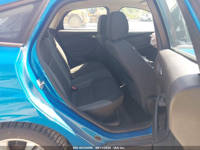 Ford FOCUS SE 2014 1FADP3K26EL404686 Image 8