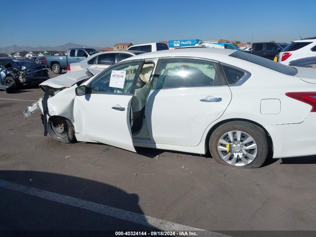 Nissan Altima 2.5 S 2017 1N4AL3AP4HN353726 Image 13