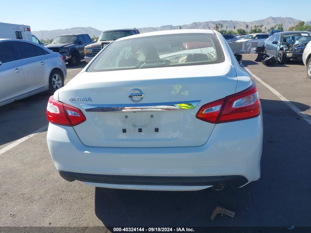 Nissan Altima 2.5 S 2017 1N4AL3AP4HN353726 Image 15