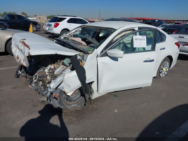 Nissan Altima 2.5 S 2017 1N4AL3AP4HN353726 Image 2