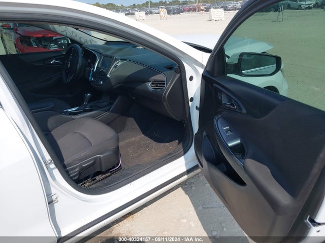 Chevrolet MALIBU LT 2018 1G1ZD5ST5JF250325 Image 5