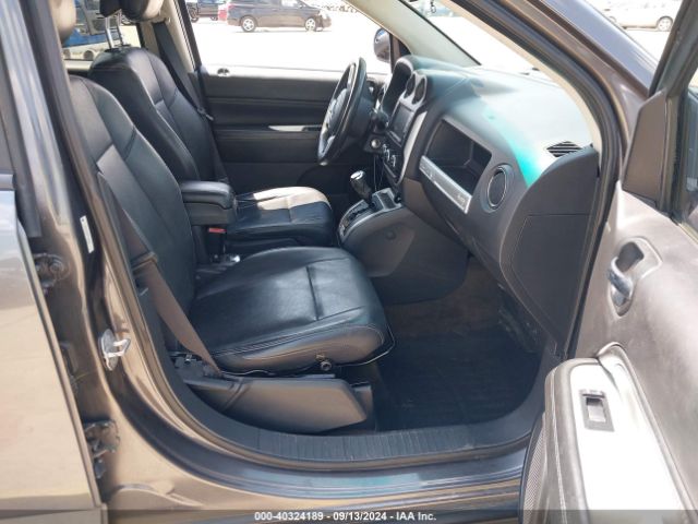 1C4NJDCB8ED722548 Jeep Compass Limited