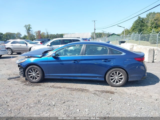 Hyundai SONATA SE 2018 5NPE24AF5JH599329 Image 14