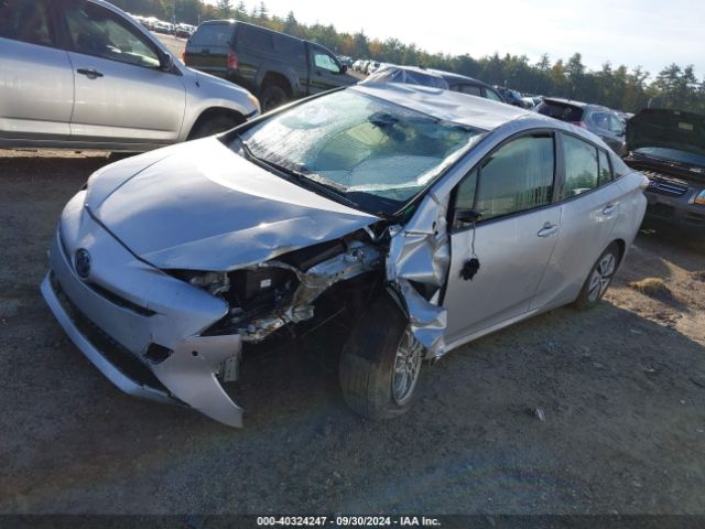 JTDKBRFUXJ3585087 Toyota Prius Two
