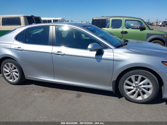 Toyota CAMRY LE 2022 4T1R11AK9NU698842 Image 14