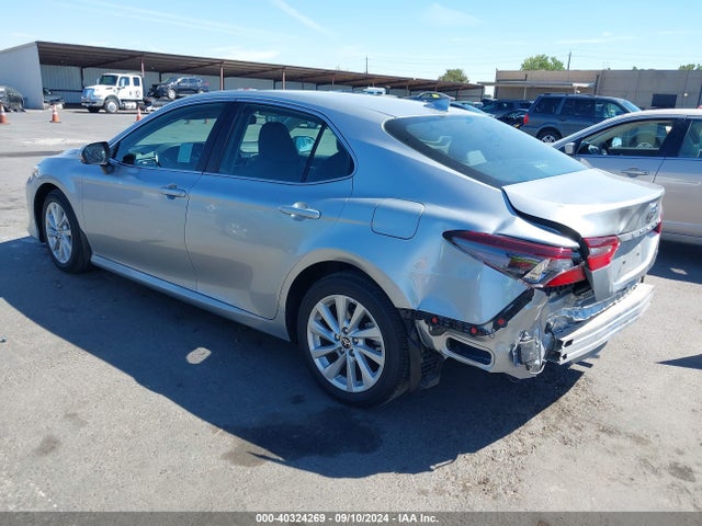 Toyota CAMRY LE 2022 4T1R11AK9NU698842 Image 3