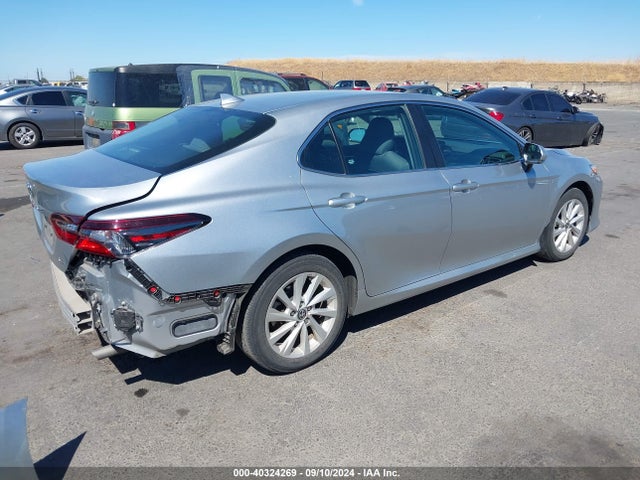 Toyota CAMRY LE 2022 4T1R11AK9NU698842 Image 4