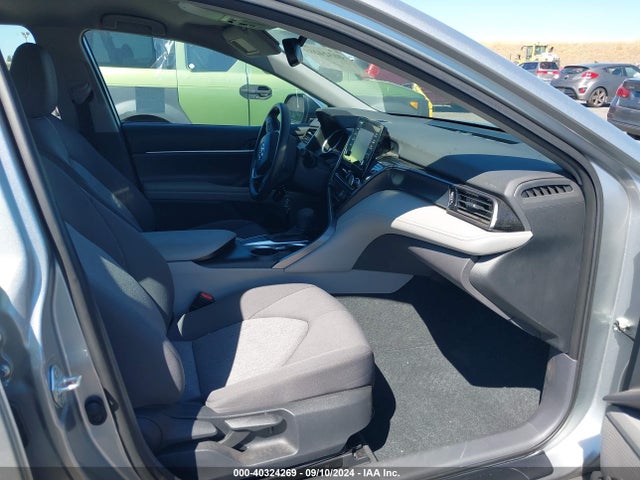 Toyota CAMRY LE 2022 4T1R11AK9NU698842 Image 5