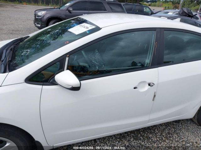 3KPFK4A70HE139328 KIA FORTE LX