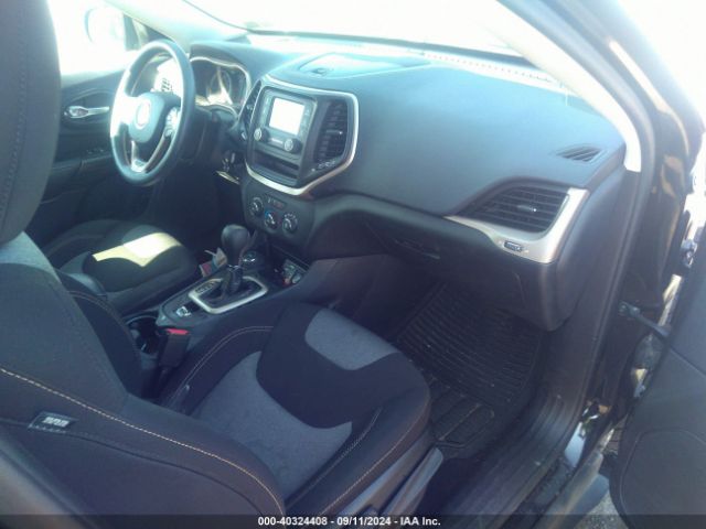 1C4PJMAB3GW142353 Jeep Cherokee Sport