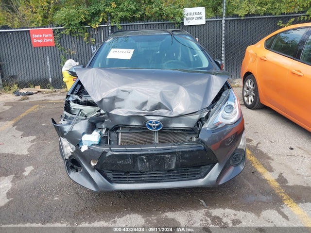 JTDKDTB30F1092526 Toyota Prius C Two