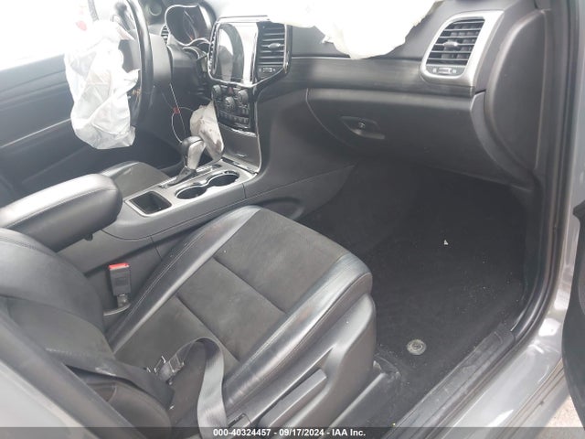1C4RJFAG5MC674510 Jeep Grand Cherokee Laredo X 4x4
