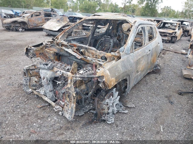 Jeep Compass Latitude Lux 4x4 2022 3C4NJDFB2NT125983 Image 6