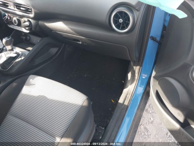 KM8K2CAB9NU889851 Hyundai Kona Se