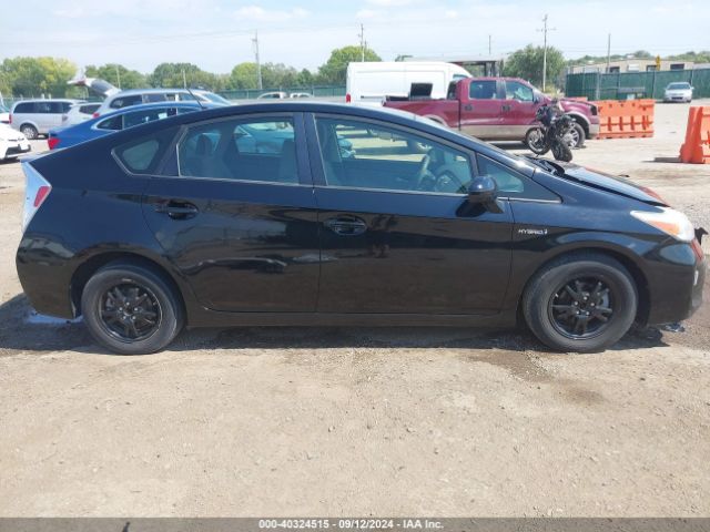 JTDKN3DU5E1776554 Toyota Prius Two
